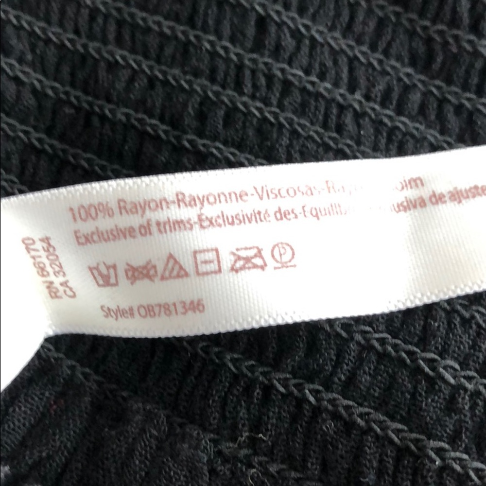SOLD! Free People black & grey crop. NWT! - Picture 5 of 5